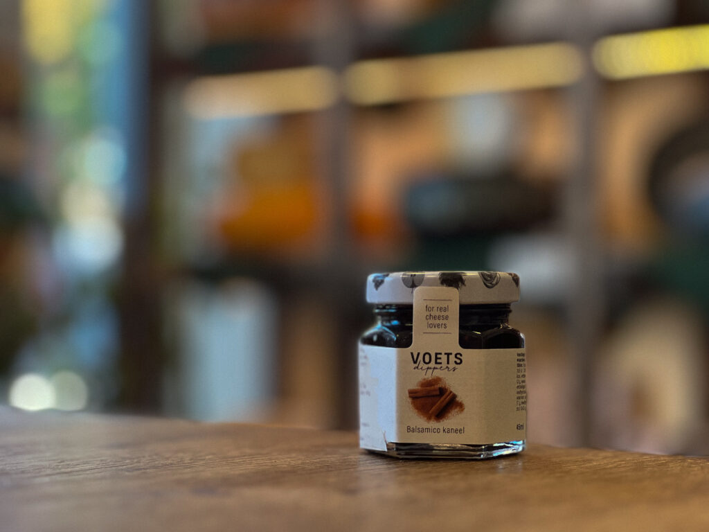 VOETS - Sos balsamico z cynamonem